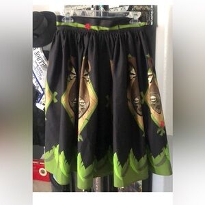 Tiki skirt